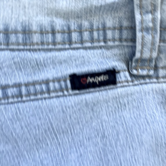 Angels NWT Lightwash Lowrise Skinny Jeans - Picture 5 of 8